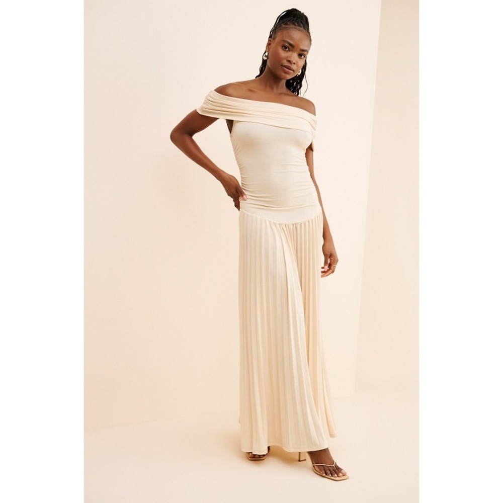 Lioness Off Shoulder Maxi Dress Sz S NWT Beige Stretch Knit Drop Waist Bridal